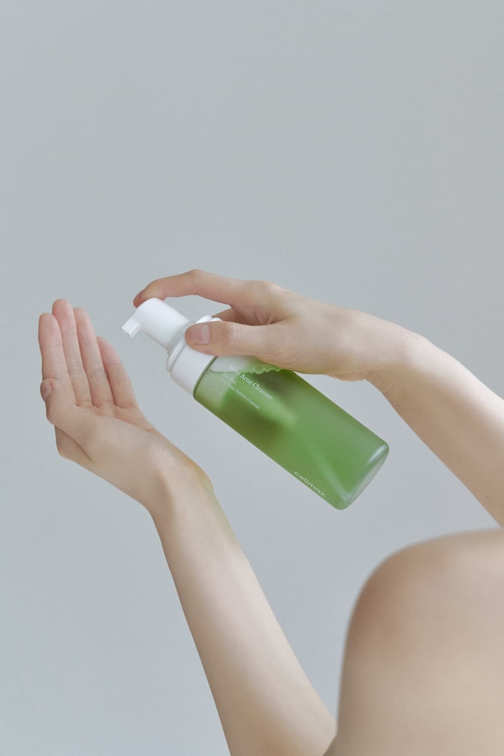 The Real Noni Acne Bubble Cleanser 155ml