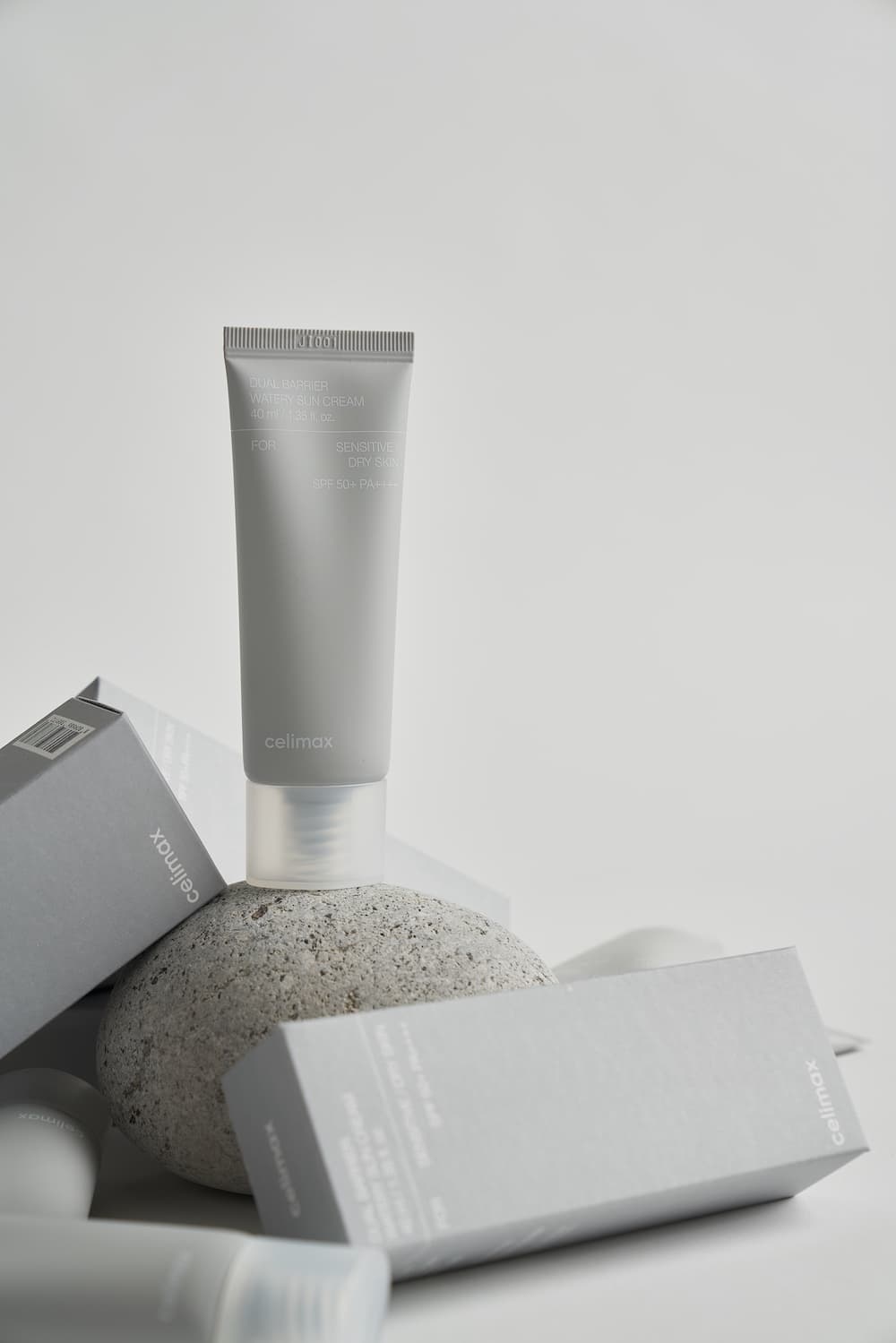 Dual Barrier Watery Sun Cream 40ml